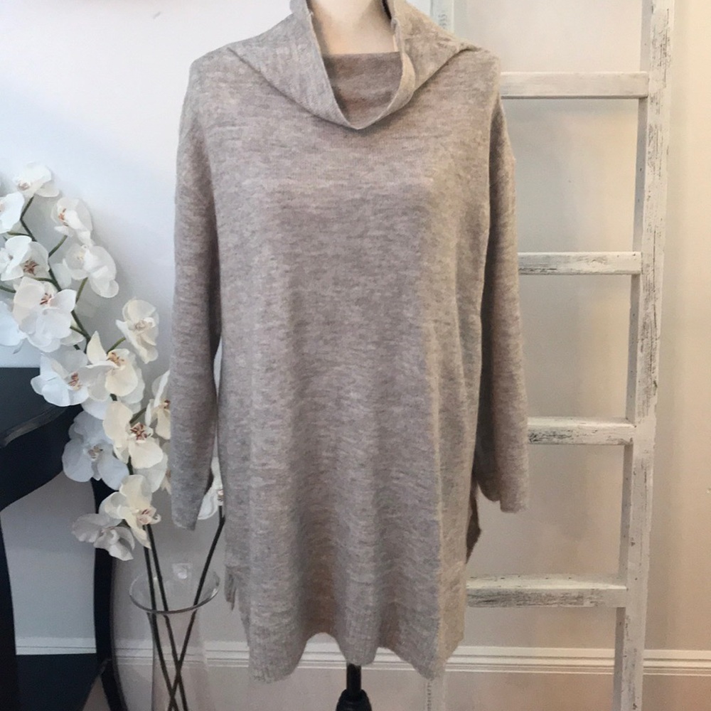 Last 1-Store Closing ‼️Flare Arm Funnel Neck Sweater - Picture 3 of 6